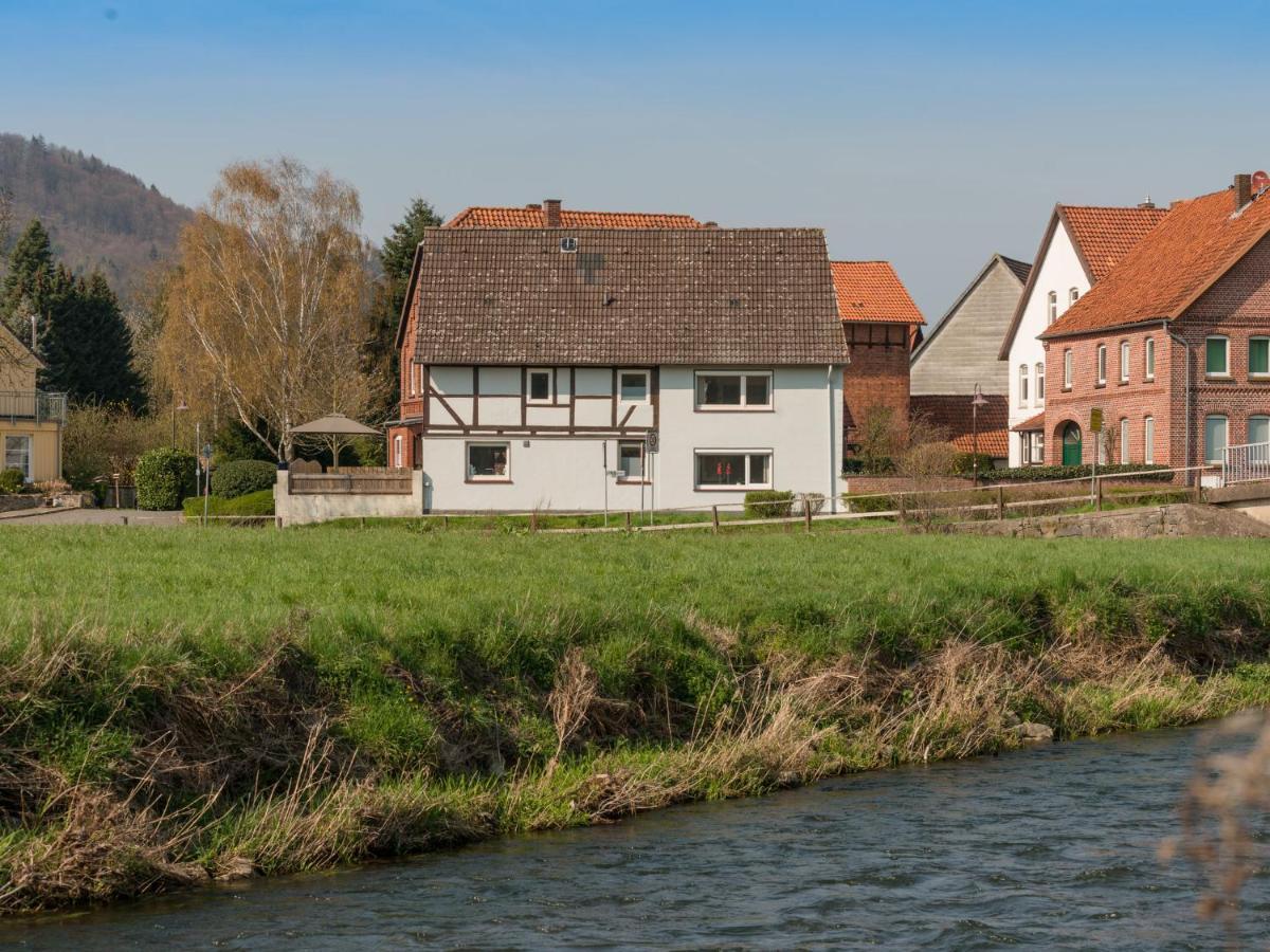 Modern Holiday Home Near River In Amelgatzen Emmerthal Værelse billede